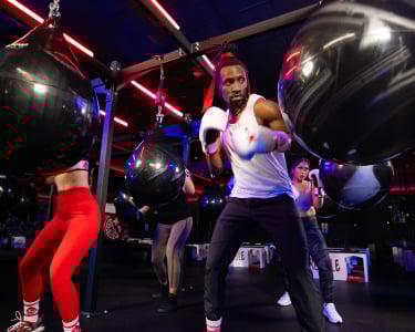 Man boxing to workout