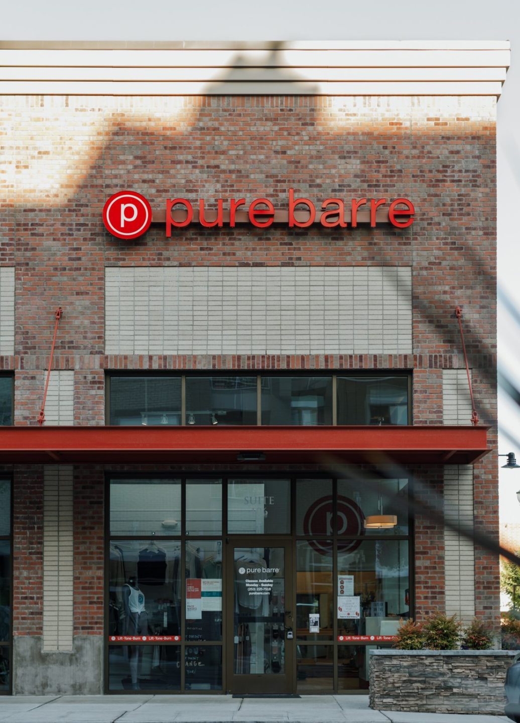 purebarre-exterior